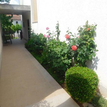 Apartment Artusi พูลา ภายนอก รูปภาพ