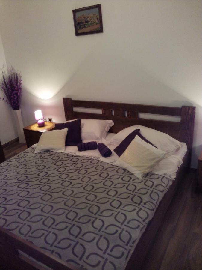 Apartment Artusi พูลา ภายนอก รูปภาพ