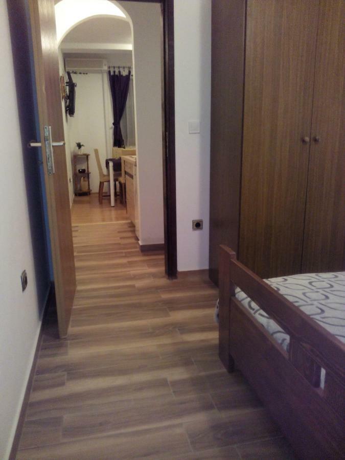 Apartment Artusi พูลา ภายนอก รูปภาพ