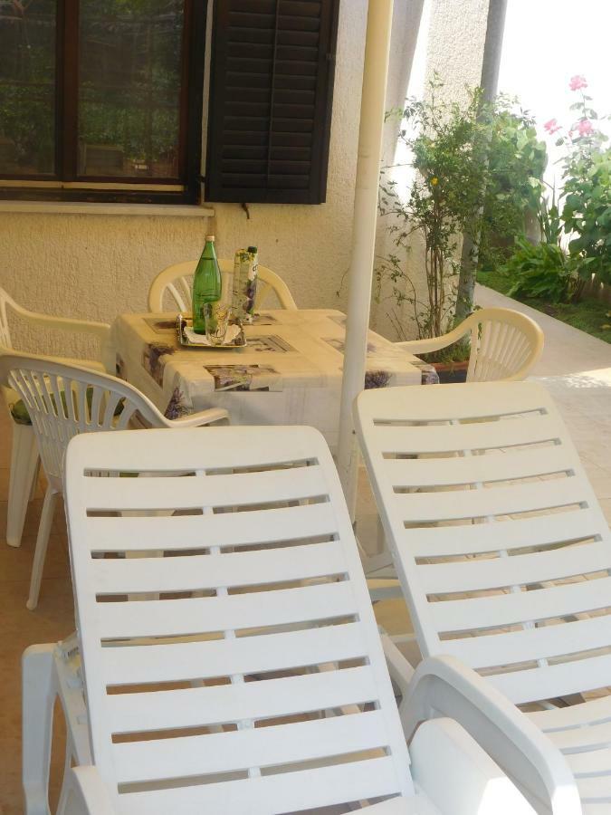 Apartment Artusi พูลา ภายนอก รูปภาพ