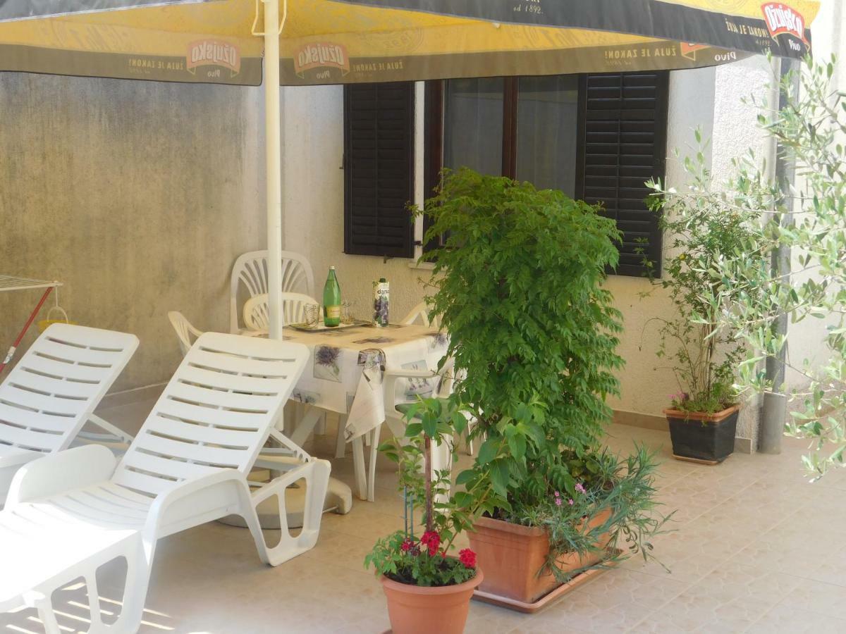 Apartment Artusi พูลา ภายนอก รูปภาพ