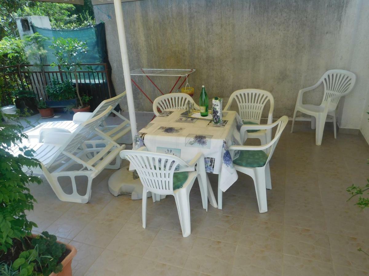 Apartment Artusi พูลา ภายนอก รูปภาพ
