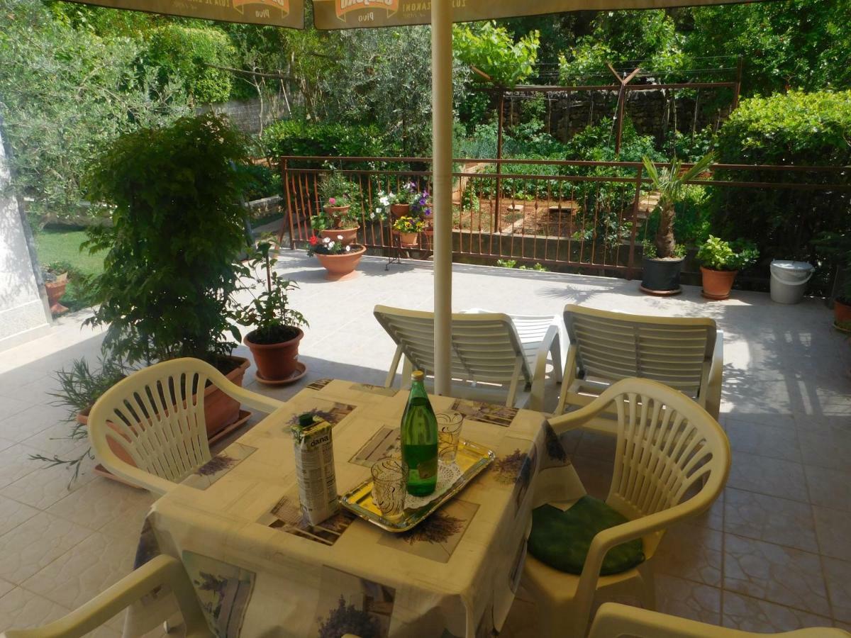 Apartment Artusi พูลา ภายนอก รูปภาพ