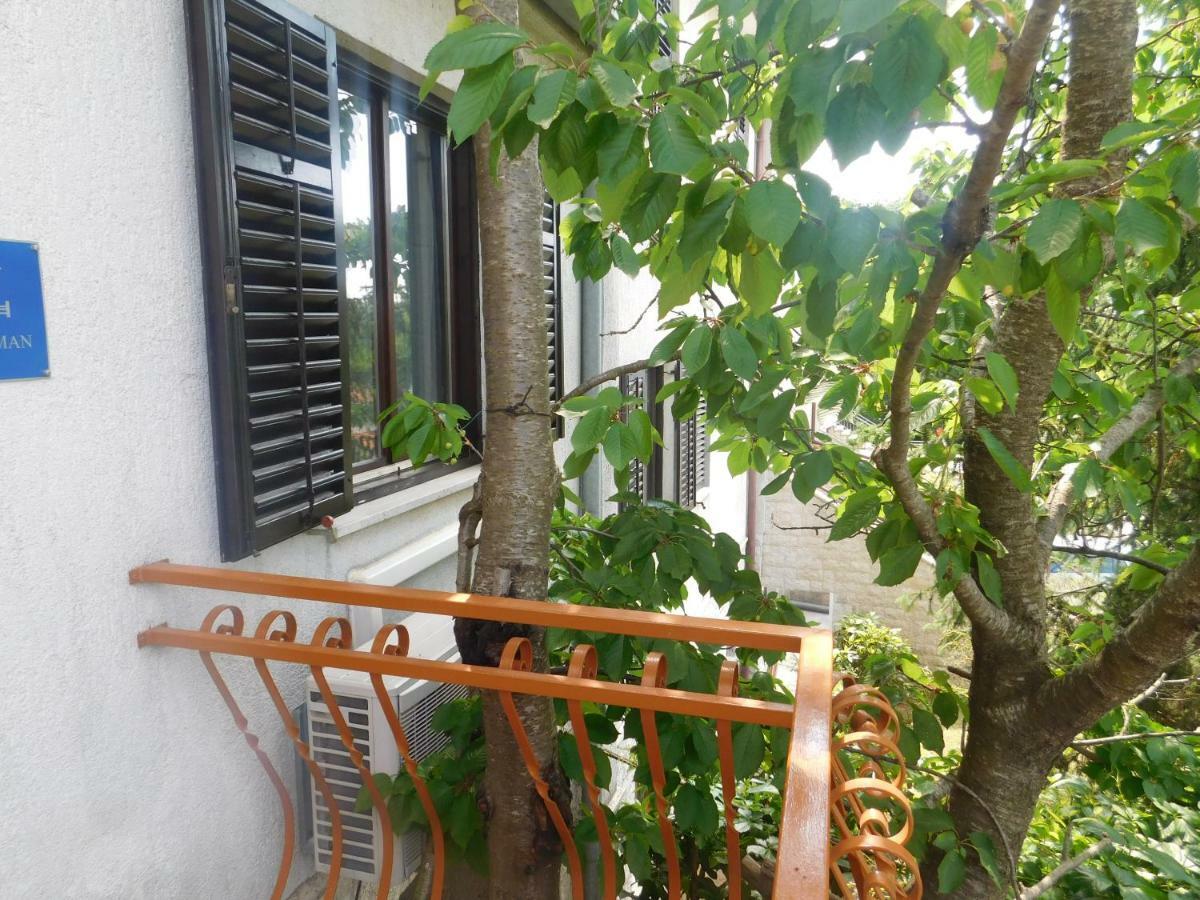 Apartment Artusi พูลา ภายนอก รูปภาพ