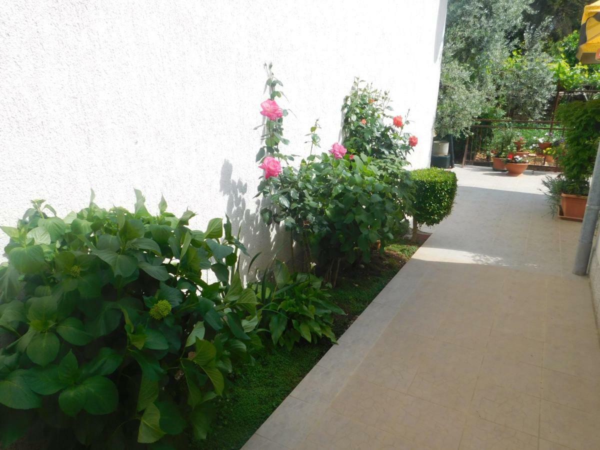 Apartment Artusi พูลา ภายนอก รูปภาพ